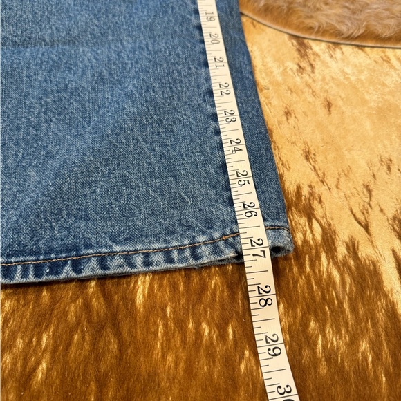 Wrangler 28x28 - Picture 4 of 5